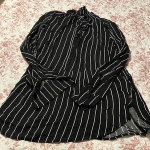 Simply Vera Vera Wang Black and White Striped Button Down Shirt